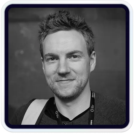Headshot of Lachlan Donald